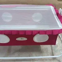 گهواره نوزاد