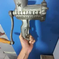 چرخ گوشت دستی|کلکسیون اشیاء عتیقه|محمدشهر, شهرک پیام (مهرالبرز)|دیوار