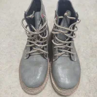 کفش فوتسالو نیم پوت|کیف، کفش، کمربند|کنگاور, |دیوار