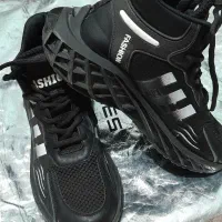 کتونی وارداتی سایز ۴۳