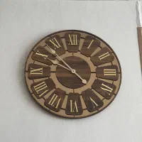 ساعت دیواری