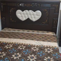 تخت و میز آینه آرایش
