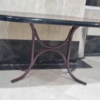 میز غذاخوری قدیمی محکم و سخت