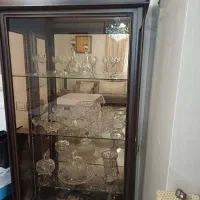 فروش ویترین ایستاده چوب راش در حد نو
