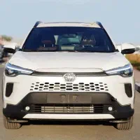 کرولا کراس نیوفیس 2025