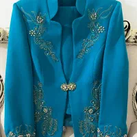 سه تیکه کت و دامن و زیرِکت