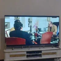 مانیتور یا تلویزیون