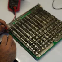 تعمیر تضمینی ماینر هشبرد m31 32 whatsminer|خدمات رایانهای و موبایل|قم, بکایی|دیوار