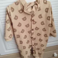 وسایل نوزاد لباس و ست مسافرتی آغوشی و بالشت شیردهی