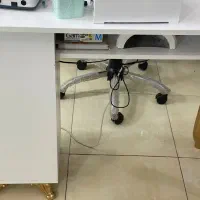 میز و صندلی ناخن|آرایشگاه و سالن‌های زیبایی|ساری, |دیوار