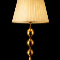 آباژور های رومیزی و شمعدان به صورت تک و عمده|چراغ خواب و آباژور|مشهد, ده دی|دیوار