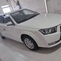 دنا پلاس ۶ دنده دستی