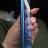 گوشی در حد نو بدون هیچ خط خش نقطه