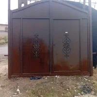 درب ویلای وسالن وحیاطی و آپارتمانی