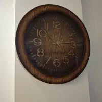 ساعت کاملا سالم و نو