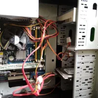 کامپیوتر خانگی|رایانه رومیزی|دورود, |دیوار