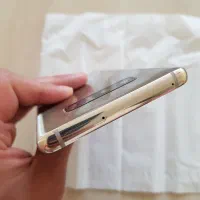 سامسونگ نوت۸.دقیقا دقیقا مشابه اکبند