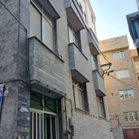ساختمان ویلایی جنوبی اسکلت فلز با دستور نقشه