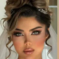 خدمات تخصصی میکاپ وشنیون