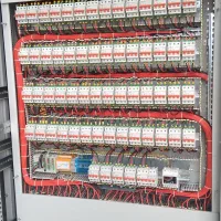 عیب‌یابی و مونتاژ تابلو برق صنعتی و کارگاهی