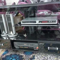 میز تلویزیون شیشه ای