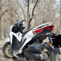 *موتور طرح کلیک مدل 99 سالم مدارک کامل با بیمه*