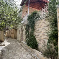 اجاره ویلا باغبهادران،باغبادران لب رودخانه