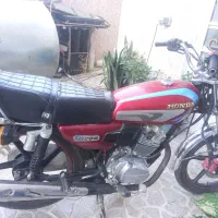 هندا۲۰۰مدل ۹۸مدارک کامل|موتورسیکلت|مشهد, میان ولایت|دیوار