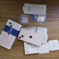 آیفون ۱۳ صورتی تمیز در حد نو