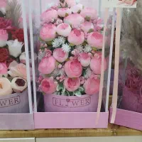 باکس گل شیشه ای.
