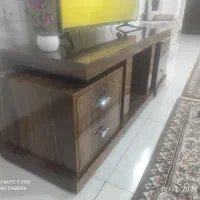 میز تی وی سه تیکه