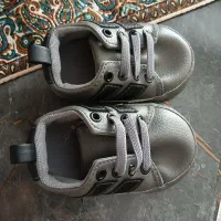 دو تاکلاه و کفش نوزادی زیبا|کفش و لباس بچه|بابل, |دیوار