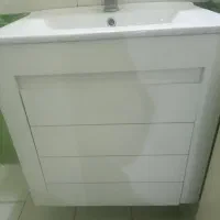 کابین‌به‌همراه‌روشویی