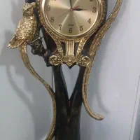 ساعت پایه دار