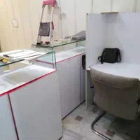 ویترین پشت شیشه صندلی پیشخوان|فروشگاه و مغازه|کرج, اصفهانی‌ها|دیوار