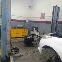 نیازمند یک مکانیک برای کار در مجموعه