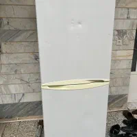 یخچال فریزر توشیوا