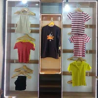 کمد و ویترین لباس