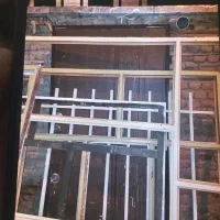 پنجره ویک عدد درب ضد سرقت|مصالح و تجهیزات ساختمان|ماکو, |دیوار