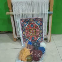 دار قالی کوچک ۵۰۰ هزار تعدادی تابلو فرش دستباف ۵۰۰|تابلو فرش|قم, باجک یک|دیوار