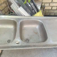 یک عدد سینک دوقلو کاملا سالم