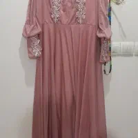 مقداری لباس درحدنو