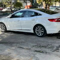 آزرا گرنجور