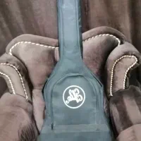 گیتار مدل MV در حد نو سالم و خوش صدا|گیتار، بیس، امپلیفایر|جهرم, |دیوار