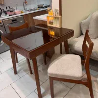 میز نهارخوری