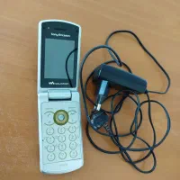 سونی همراه با شارژر