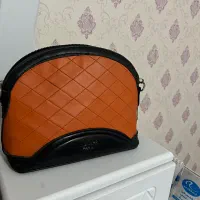 کیف زنانه|کیف، کفش، کمربند|رشت, فلسطین|دیوار