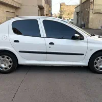 ۲۰۶اس دی وی۸