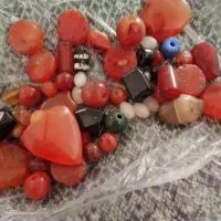 مهره های قدیمی به بالاترین قیمت پیشنهادی|کلکسیون اشیاء عتیقه|کبودرآهنگ, |دیوار