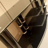 میز تلویزیون شیشه ای بسیار تمیز و شیک|میز تلویزیون|تهران, شهرک هما|دیوار